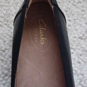 Clarks Shoes Clarks Artisan Candra Blush Black Leather Flats New Size 85wide Poshmark